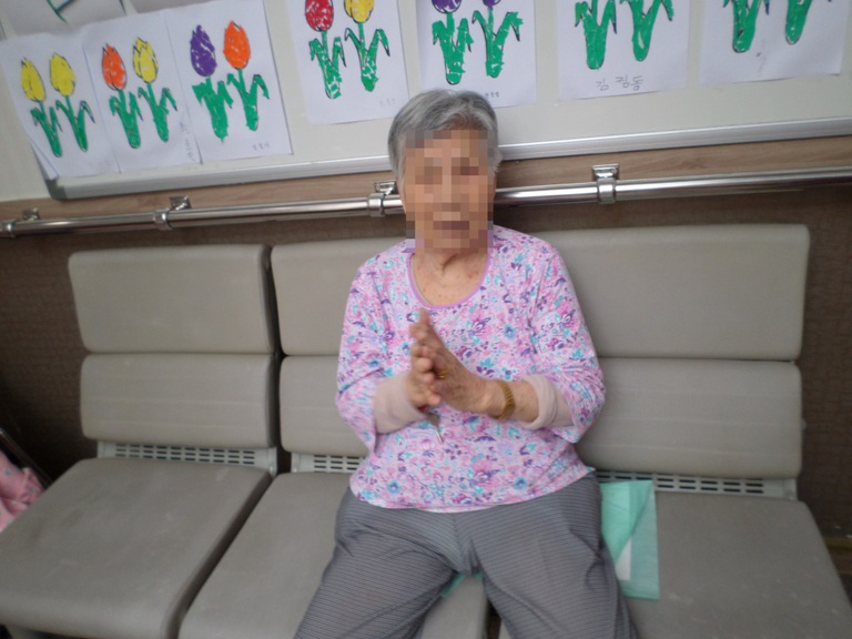 6월 20일 한마음 노래봉사단 공연이 있었습니다.