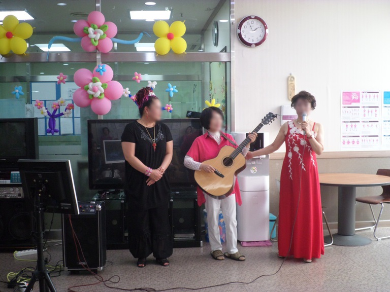 2019년 4월 30일 한마음 노래봉사단 공연이 있었습니다.