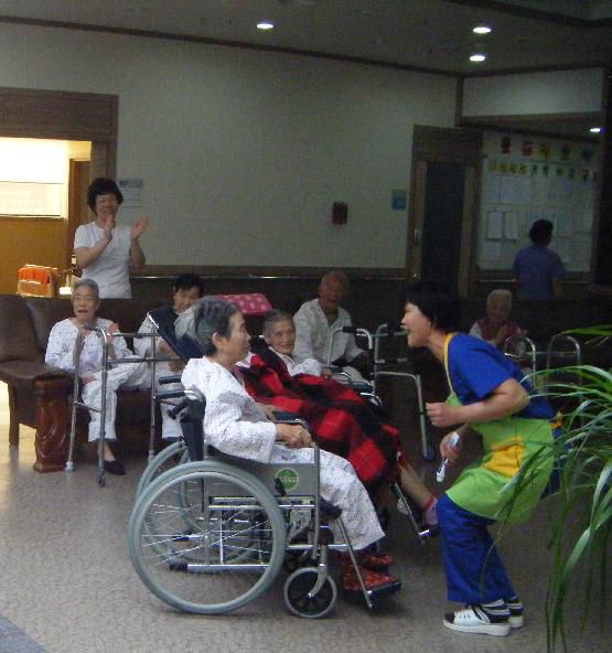 정서적 안정 및 담소